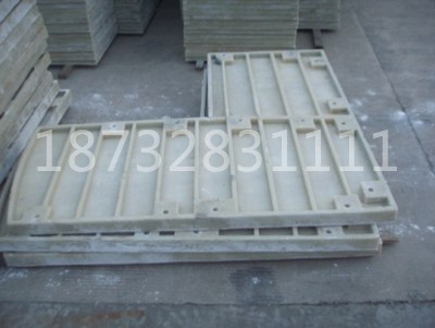 ����������g